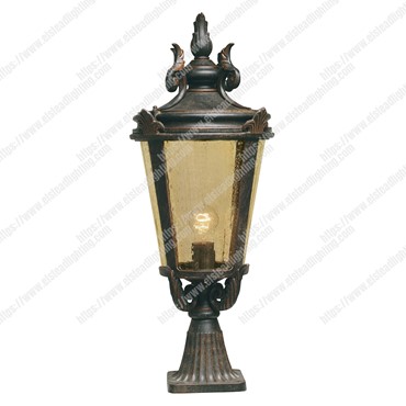 Baltimore 1 Light Large Pedestal Lantern