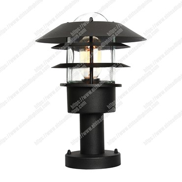 Helsingor 1 Light Pedestal Lantern &#8211; Black